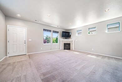 2258 College Way, Medford, OR 97504 - photo 5