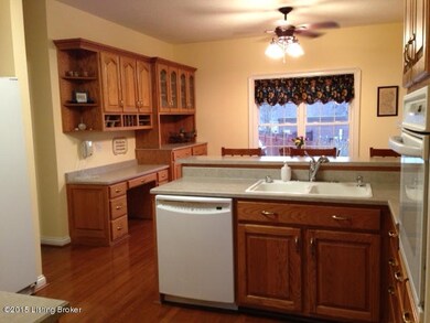 152 Bittersweet Ct, Mount Washington, KY 40047 - photo 6