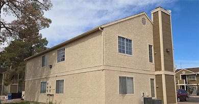 2722 Alicialynn Way unit C, Las Vegas, NV 89121 - photo 4
