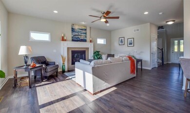 334 Langeland St, Oregon, WI 53575 - photo 4