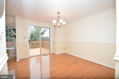 13823 Laura Ratcliff Ct, Centreville, VA 20121 - photo 6