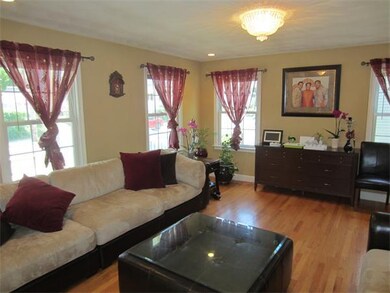 57A Richardson St, Wakefield, MA 01880 - photo 3