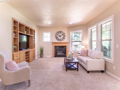 6260 Fernhill Loop, Springfield, OR 97478 - photo 4