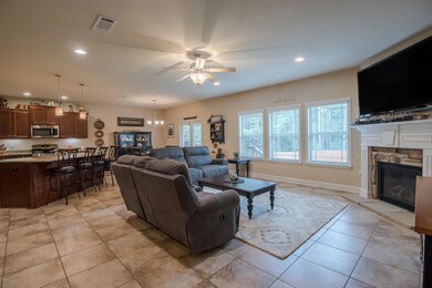 7451 mapleway ct-107