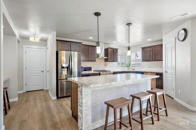 2488 N Kenneth Ave, Kuna, ID 83634 - photo 7