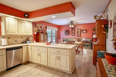 6727 N 5 Corners Rd, Lena, IL 61048 - photo 4