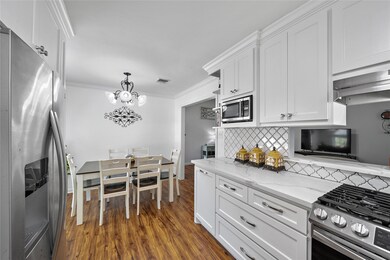 7115 Brook Stone Dr, Houston, TX 77040 - photo 7