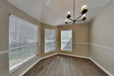 2311 Urban Forest Ct, Spring, TX 77386 - photo 6