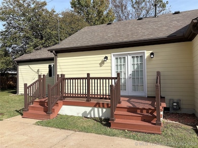 2618 Columbus St, Muskogee, OK 74401 - photo 2