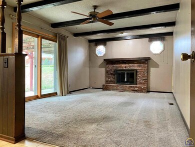 4859 SW Cochise Ave, Topeka, KS 66614 - photo 7