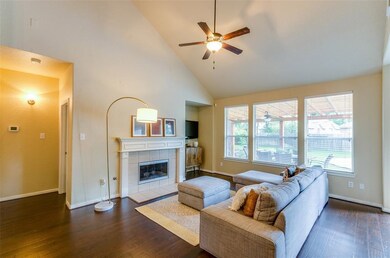 10 Caelin Ct, Spring, TX 77382 - photo 7