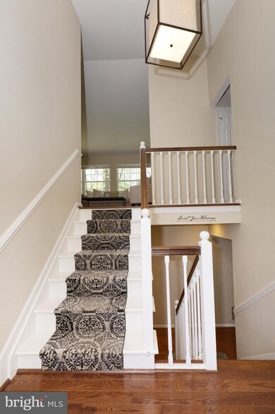 7604 Maritime Ln, Springfield, VA 22153 - photo 5