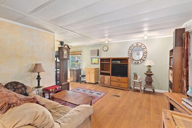 3-web-or-mls-2582-walnut-ave