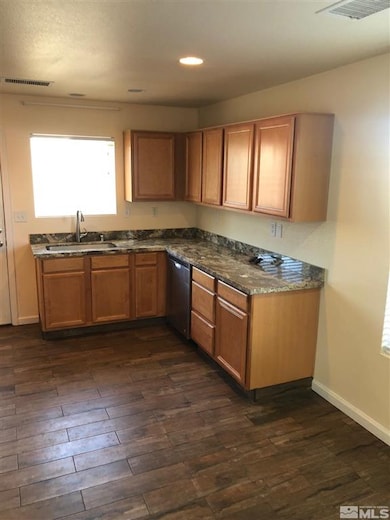 8825 Sunset Breeze Dr, Reno, NV 89506 - photo 7