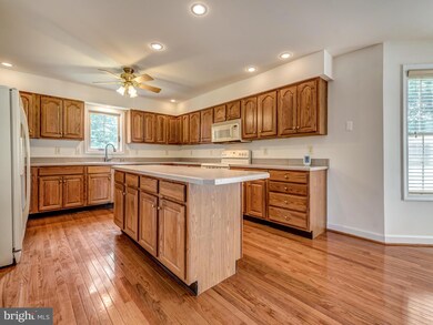 16813 Bowen Ct, Williamsport, MD 21795 - photo 7