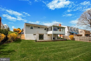 351 Sussex Blvd, Broomall, PA 19008 - photo 2