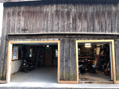 3413 Main St, Slatington, PA 18080 - photo 6