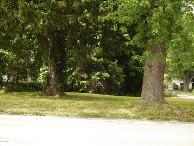 107 W Main St, Stroudsburg, PA 18360 - photo 2