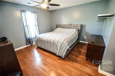 154 Strawberry Ln, Statesville, NC 28625 - photo 6