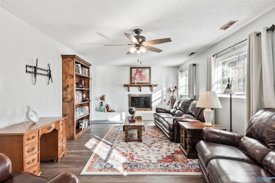 1201 Elm Cir, Albertville, AL 35950 - photo 4