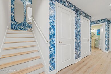 06-Foyer