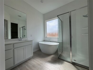 *Not actual home, pictures representative of same floor plan*