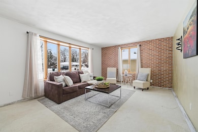 3145 N Morrison St, Appleton, WI 54911 - photo 3