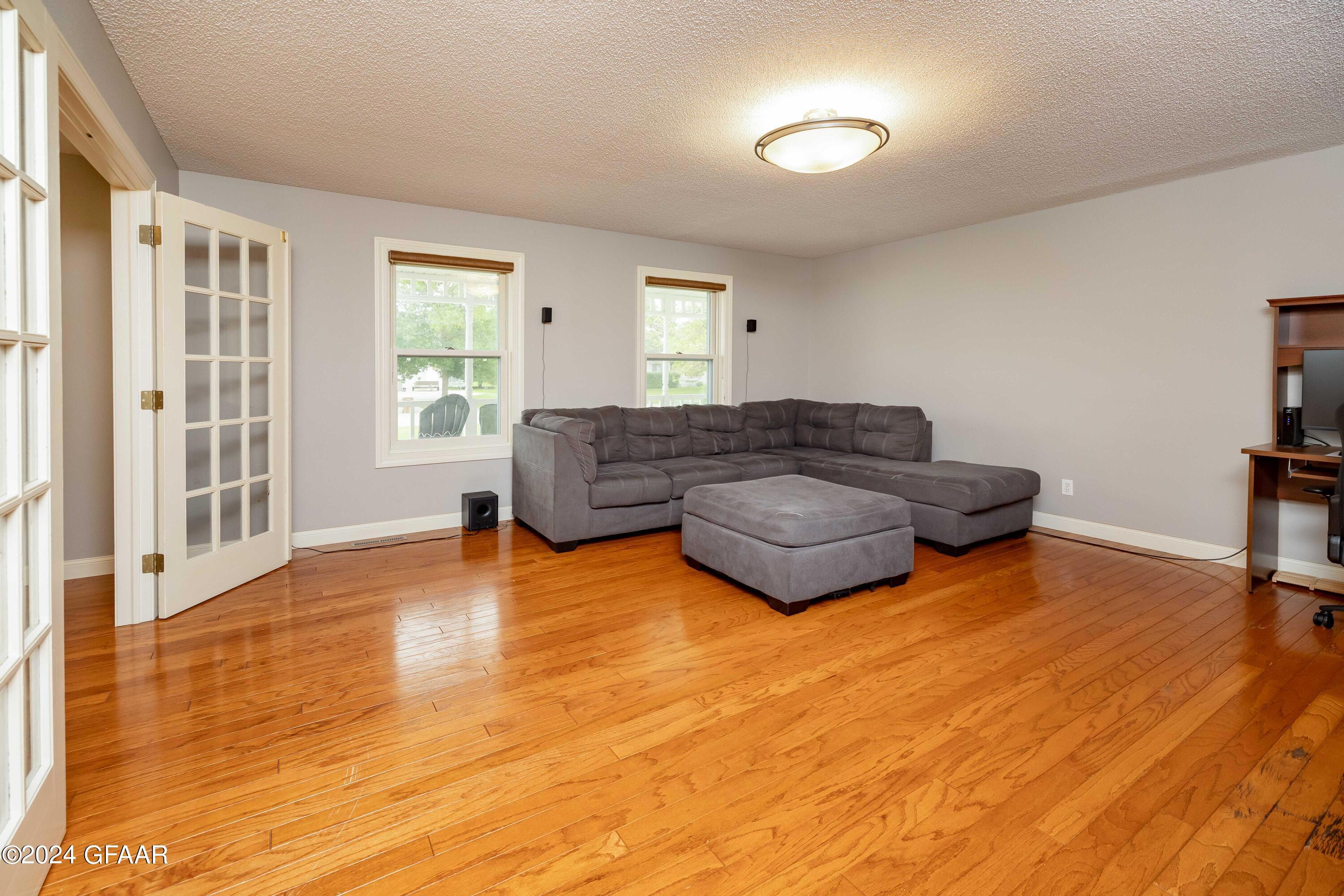 2217 6th Ave NW, East Grand Forks, MN 56721 - photo 6