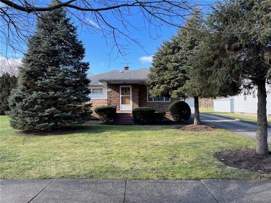 1526 Master St, North Tonawanda, NY 14120 - photo 2