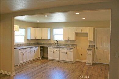 14641 Washington Dr, Fontana, CA 92335 - photo 3