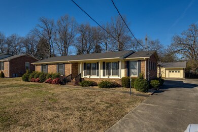 106 Drake Dr, Shelbyville, TN 37160 - photo 4
