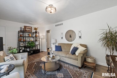 1219 16th St, Bettendorf, IA 52722 - photo 7