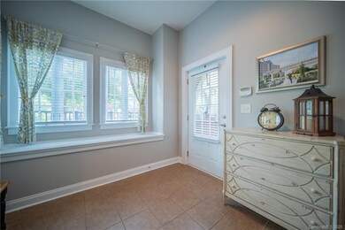 Nice Foyer flex space with window seat!