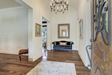 8406 Raylin Dr, Houston, TX 77055 - photo 3