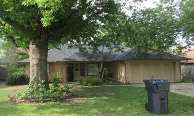 4132 NW 52nd St, Oklahoma City, OK 73112 - photo 2