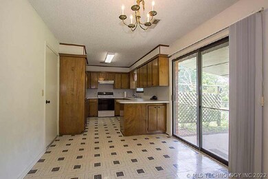 Dining room separates the living room from this sp