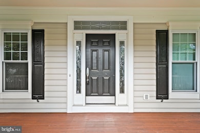 964 Featherstone St, Gaithersburg, MD 20878 - photo 3