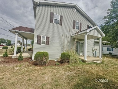 41 N. Plains Rd. Duplex
