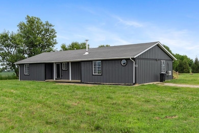 13179 Ridgeway Rd Orient OH-1