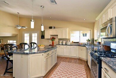 kitchen 12