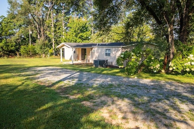 1214 Hawks Nest Ln, Moneta, VA 24121 - photo 7