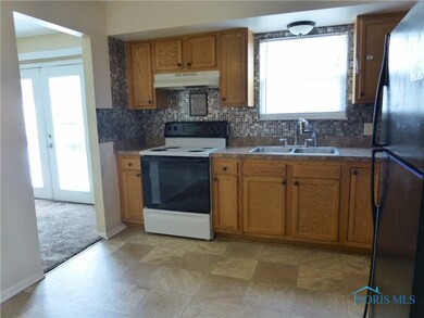 2646 101st St, Toledo, OH 43611 - photo 3