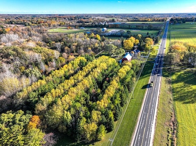 3204 Division Rd, Jackson, WI 53037 - photo 4