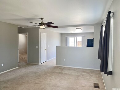 8660 Umber Sky Ct, Reno, NV 89506 - photo 4