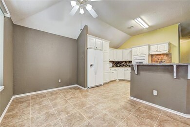 2421 W Park Place, Moore, OK 73160 - photo 6