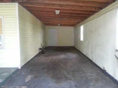 935 Duke Rd, Columbus, OH 43213 - photo 3