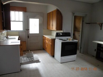 1115 W 8th St, Anderson, IN 46016 - photo 4