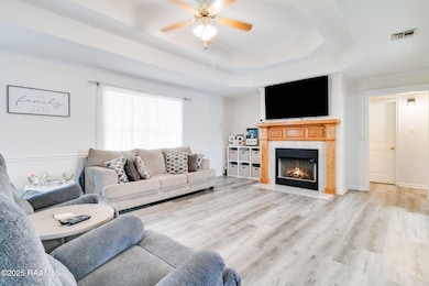 5-web-or-mls-304 E C Street-2