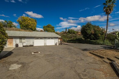 31231 Palimo Dr, Escondido, CA 92026 - photo 7