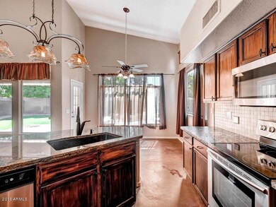 161 N Forest Dr Chandler AZ-MLS_Size-007